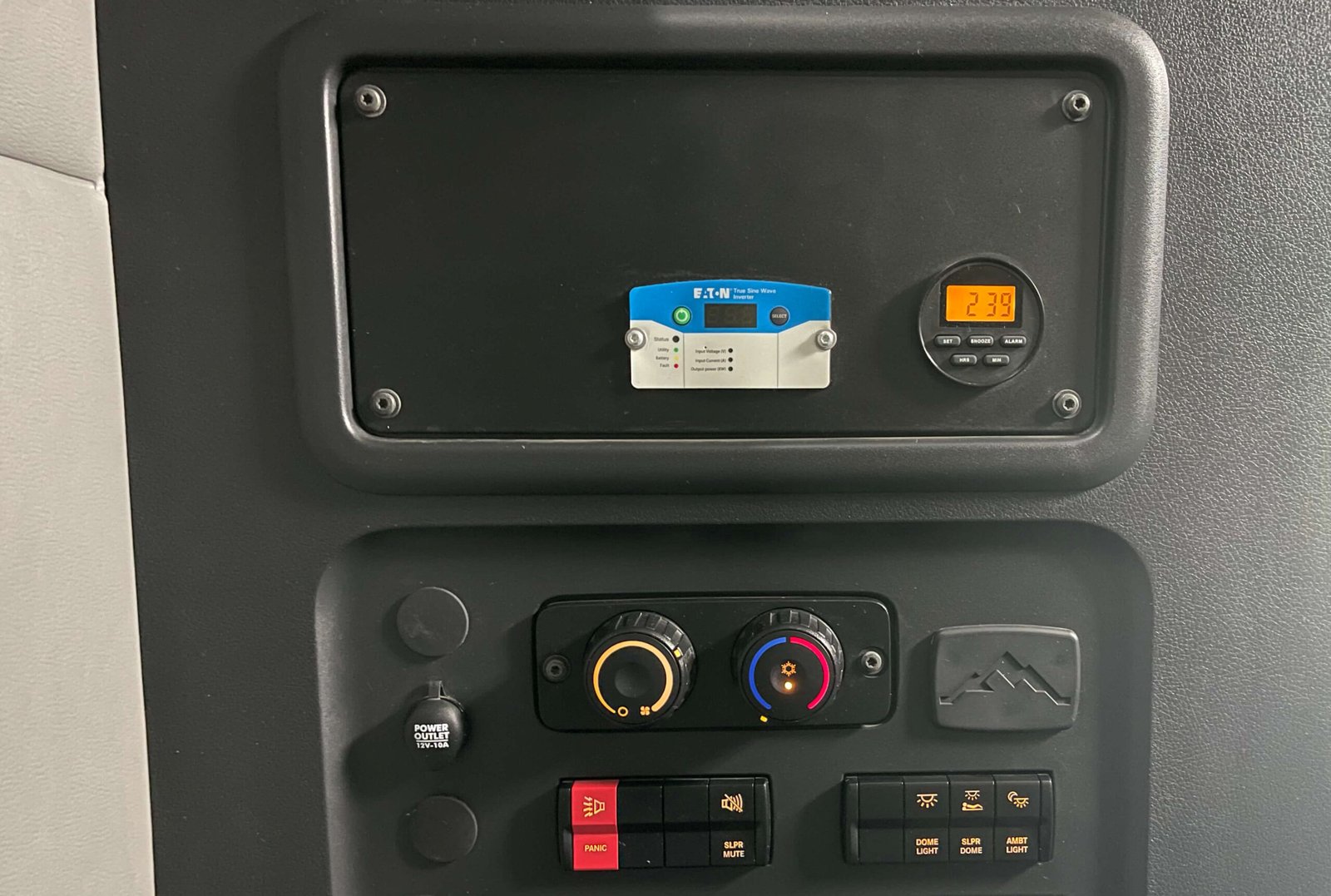 
								2022 Freightliner Cascadia 126 full									