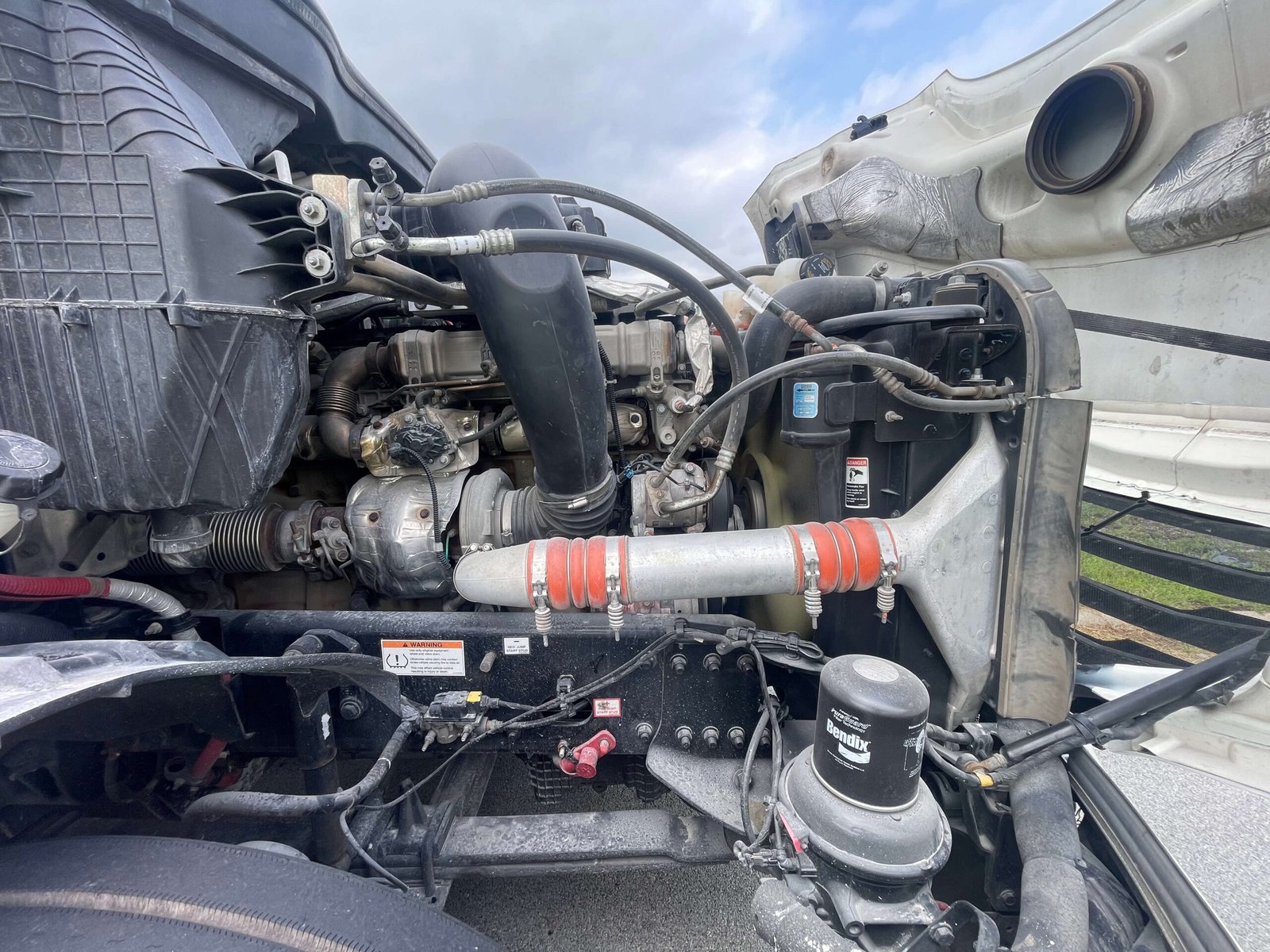 
								2022 Freightliner Cascadia 126 full									