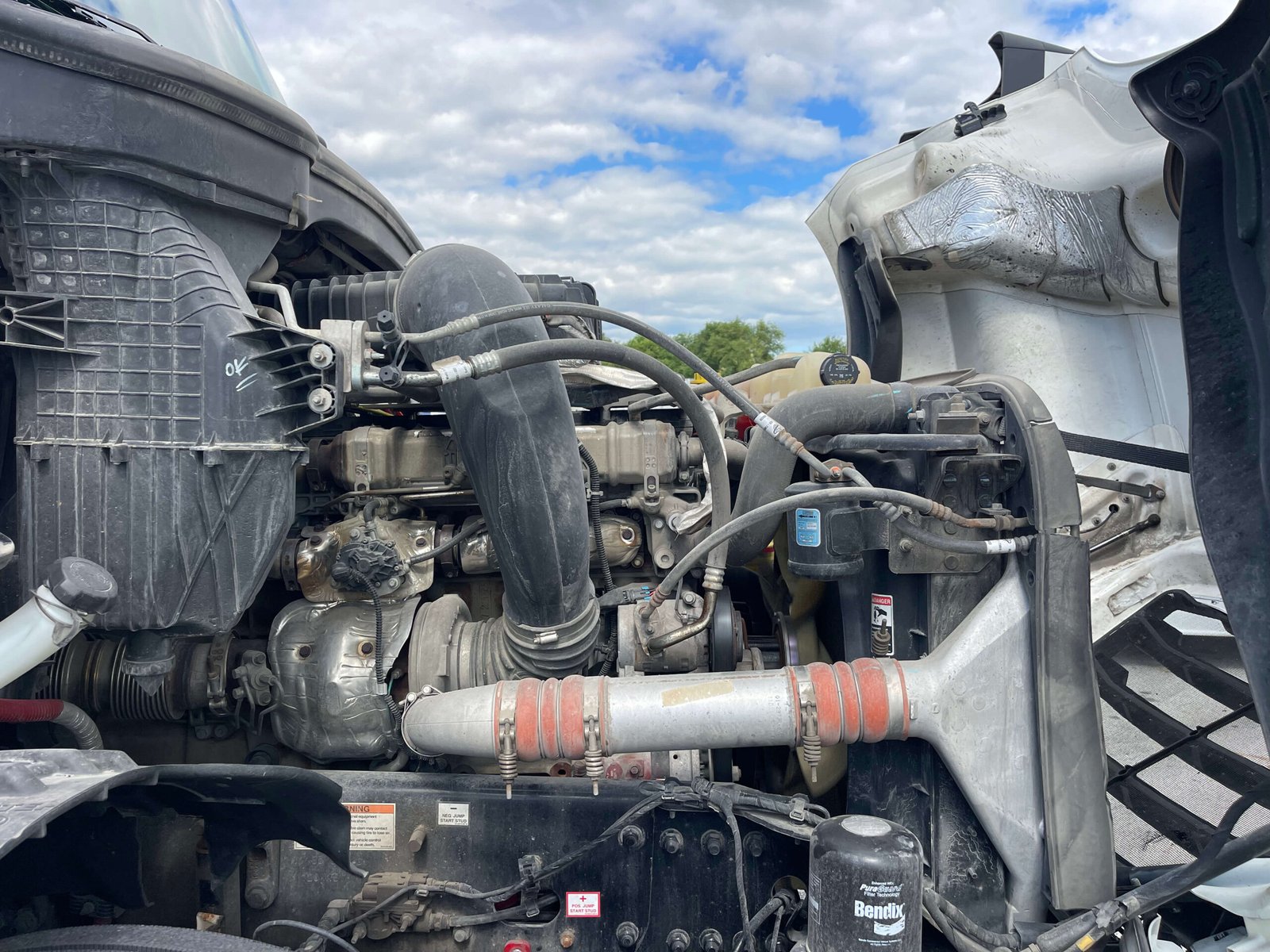 
								2022 Freightliner Cascadia 126 full									