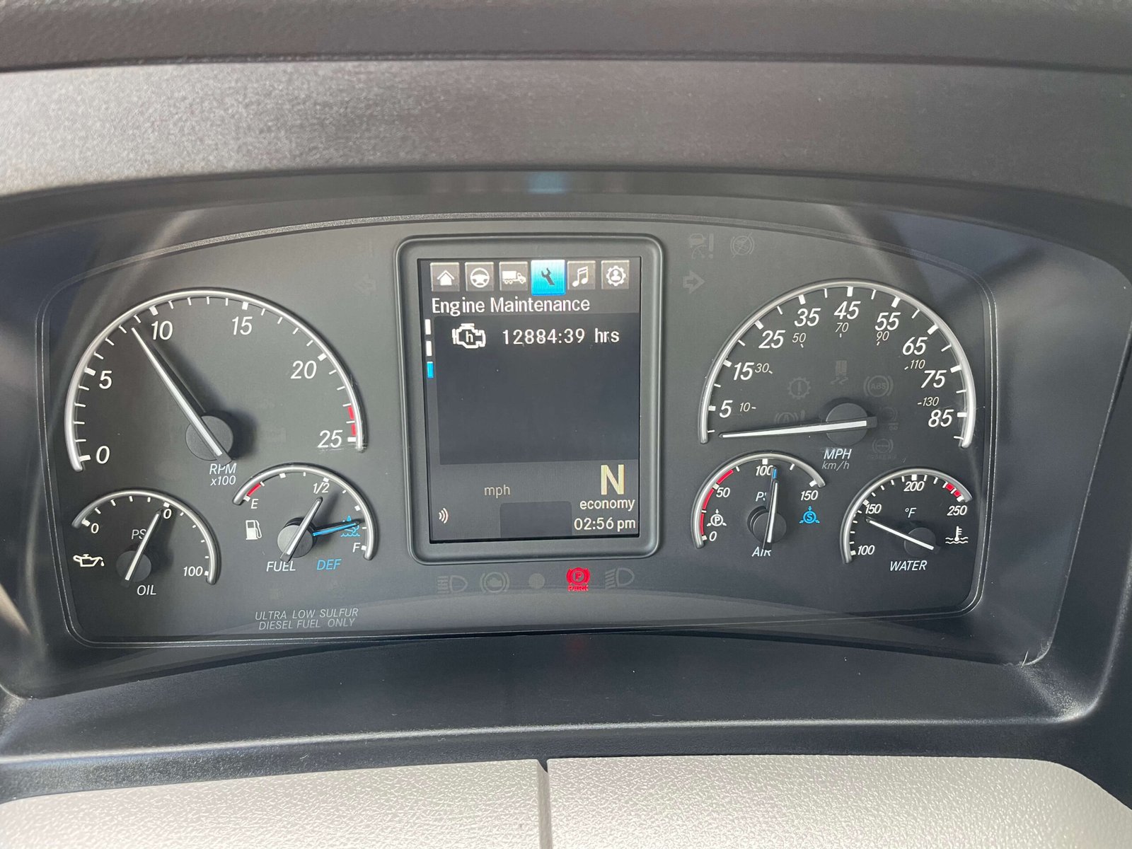 
								2022 Freightliner Cascadia 126 full									