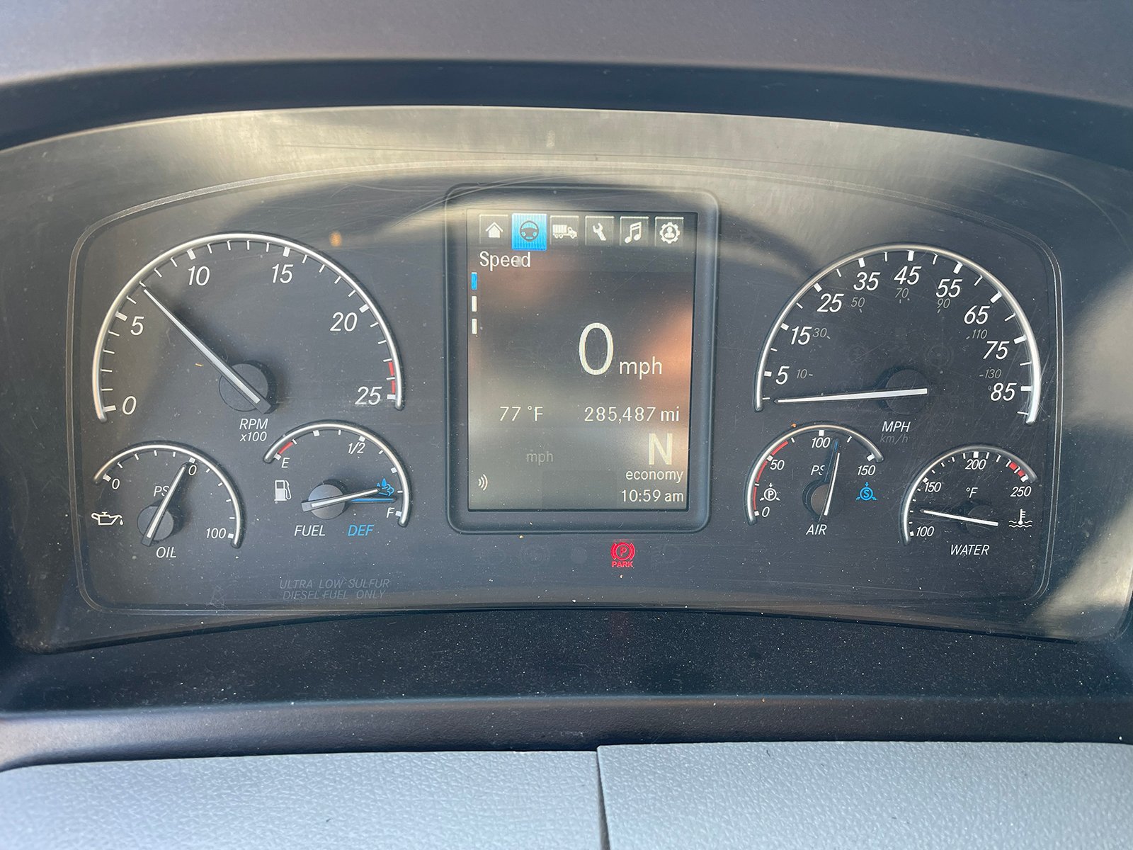 
								2022 Freightliner Cascadia 126 full									