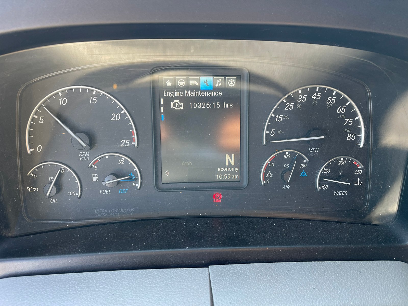 
								2022 Freightliner Cascadia 126 full									