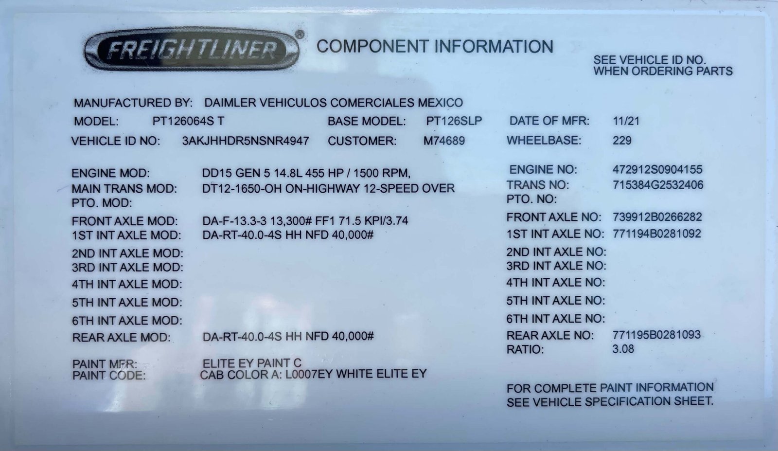 
								2022 Freightliner Cascadia full									