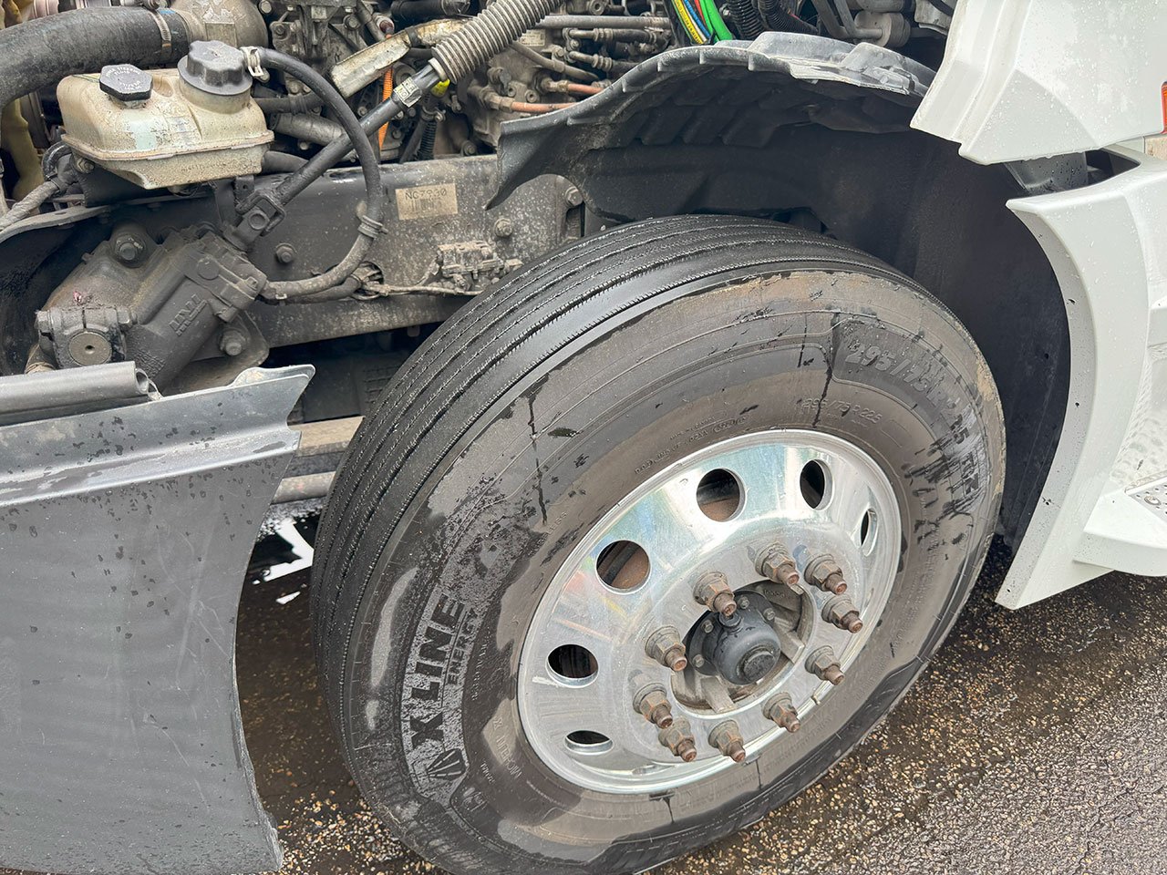 
								2022 Freightliner Cascadia 126 full									