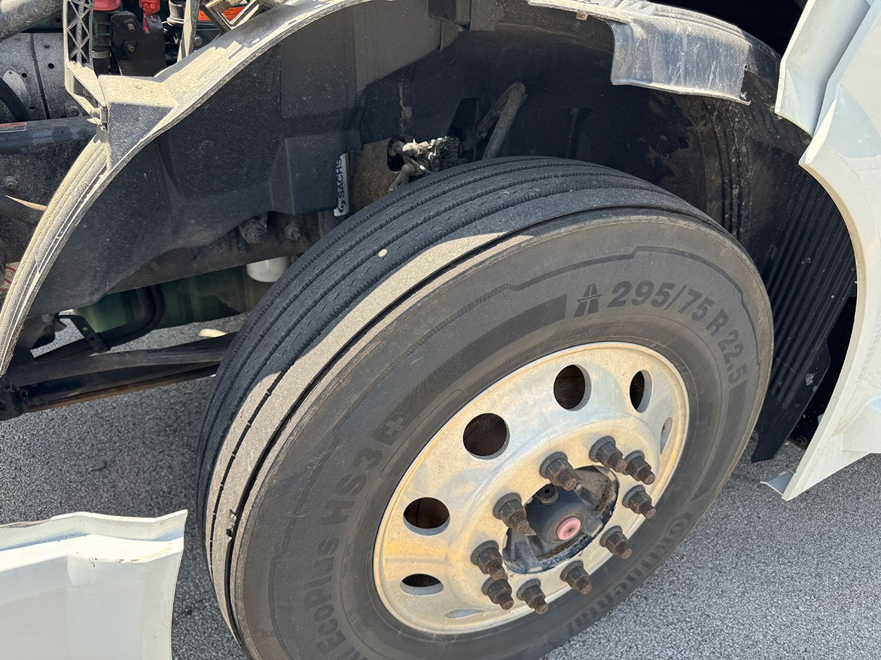 
								2016 Volvo VNL670 full									