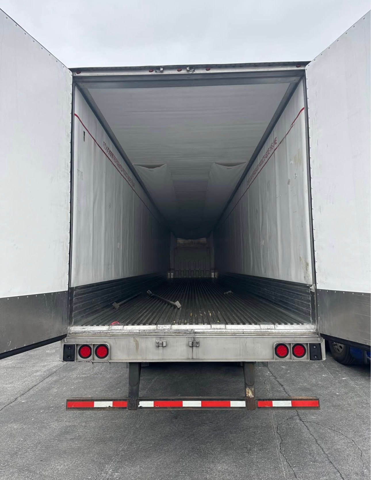 
								2019 Utility Reefer full									