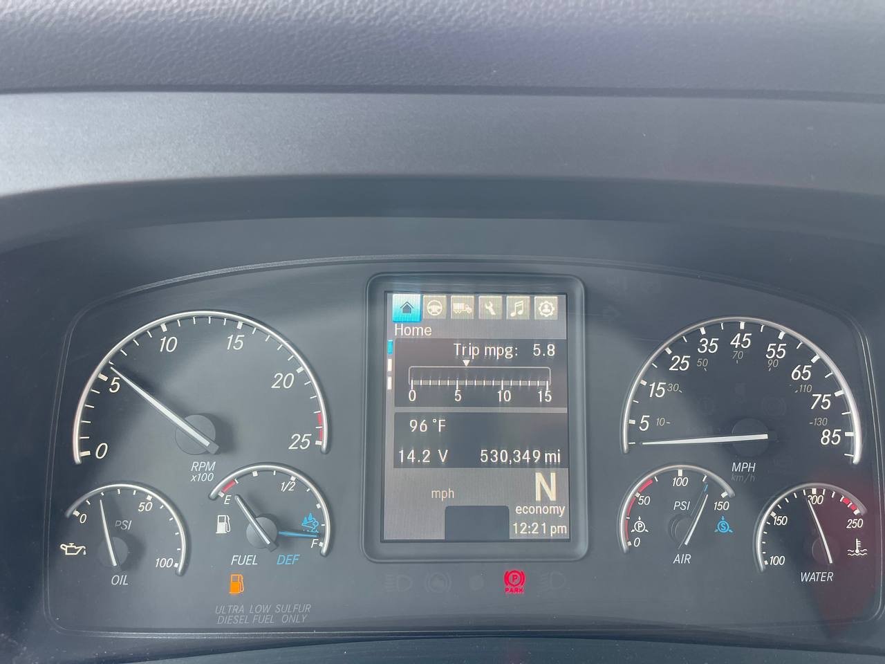 
								2020 Freightliner Cascadia full									