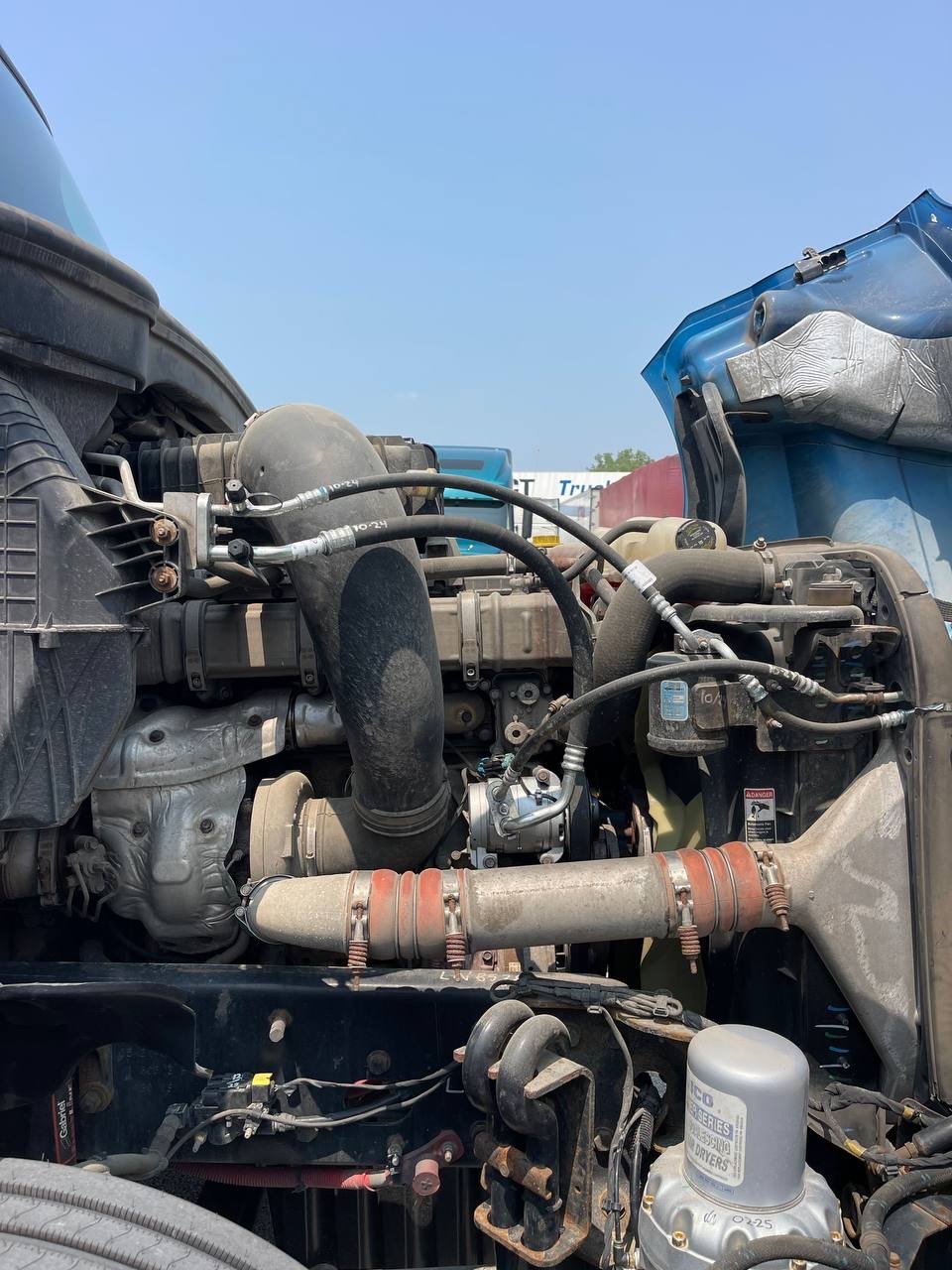 
								2020 Freightliner Cascadia full									