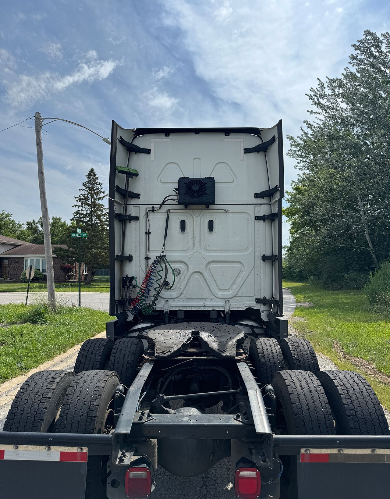 
								2022 Freightliner Cascadia 126 full									