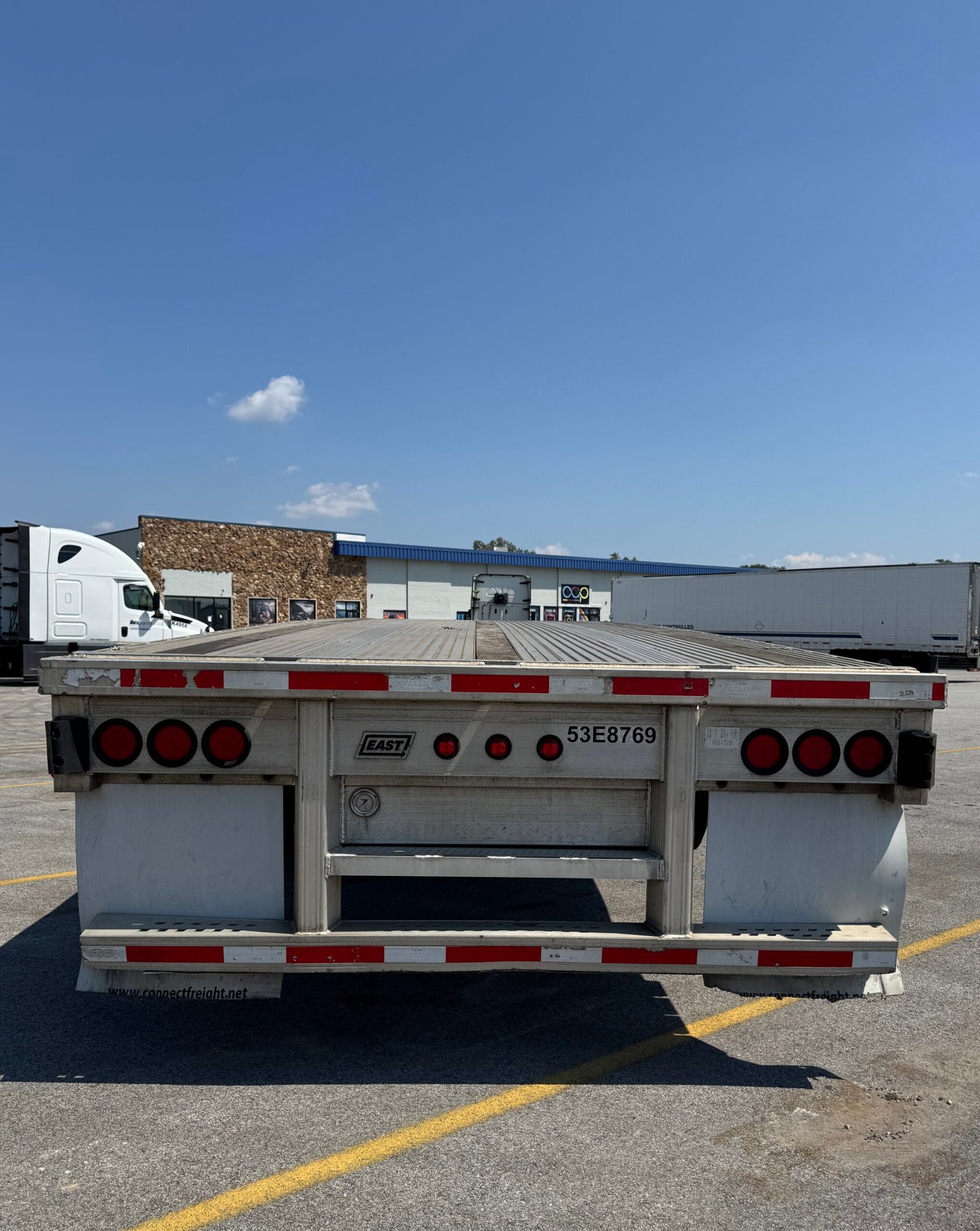 
								2020 East Aluminum FlatBed 53″ full									