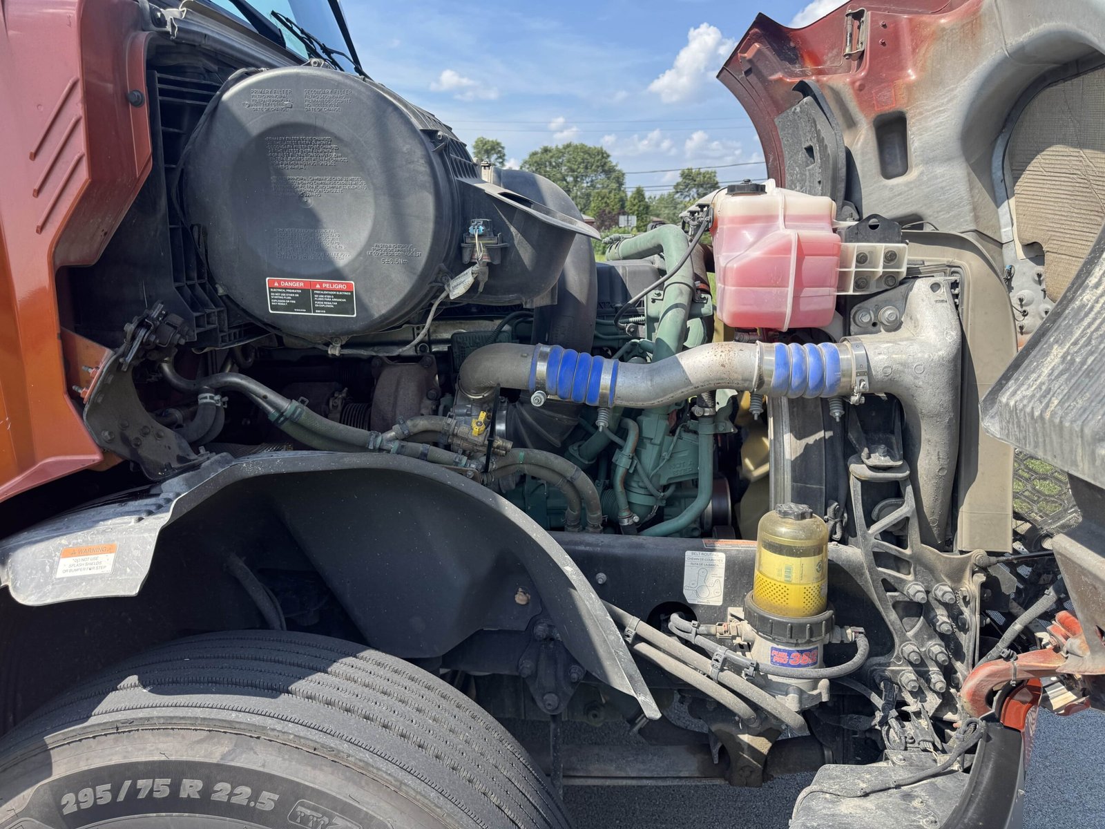 
								2022 Volvo VNL860 full									