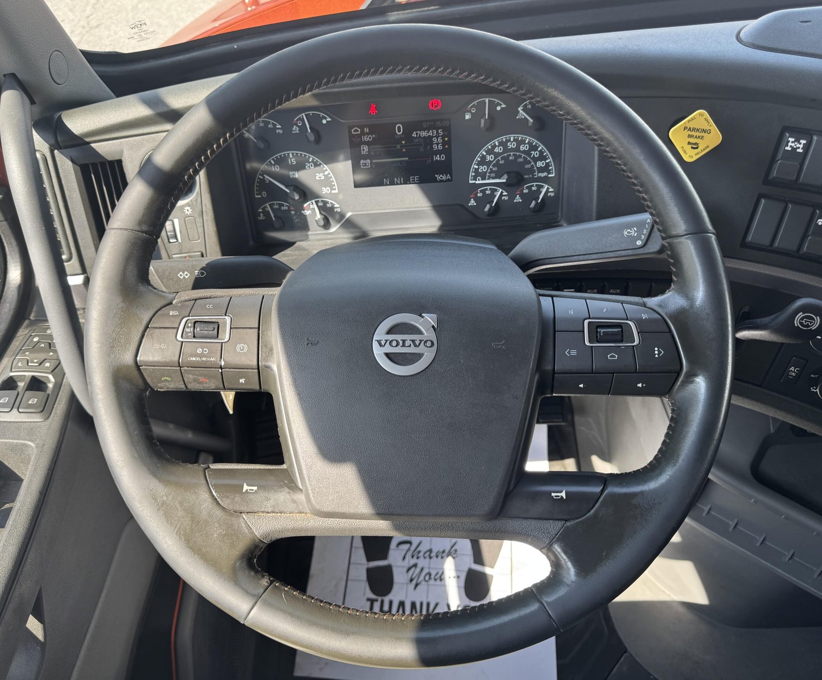 
								2022 Volvo VNL860 full									