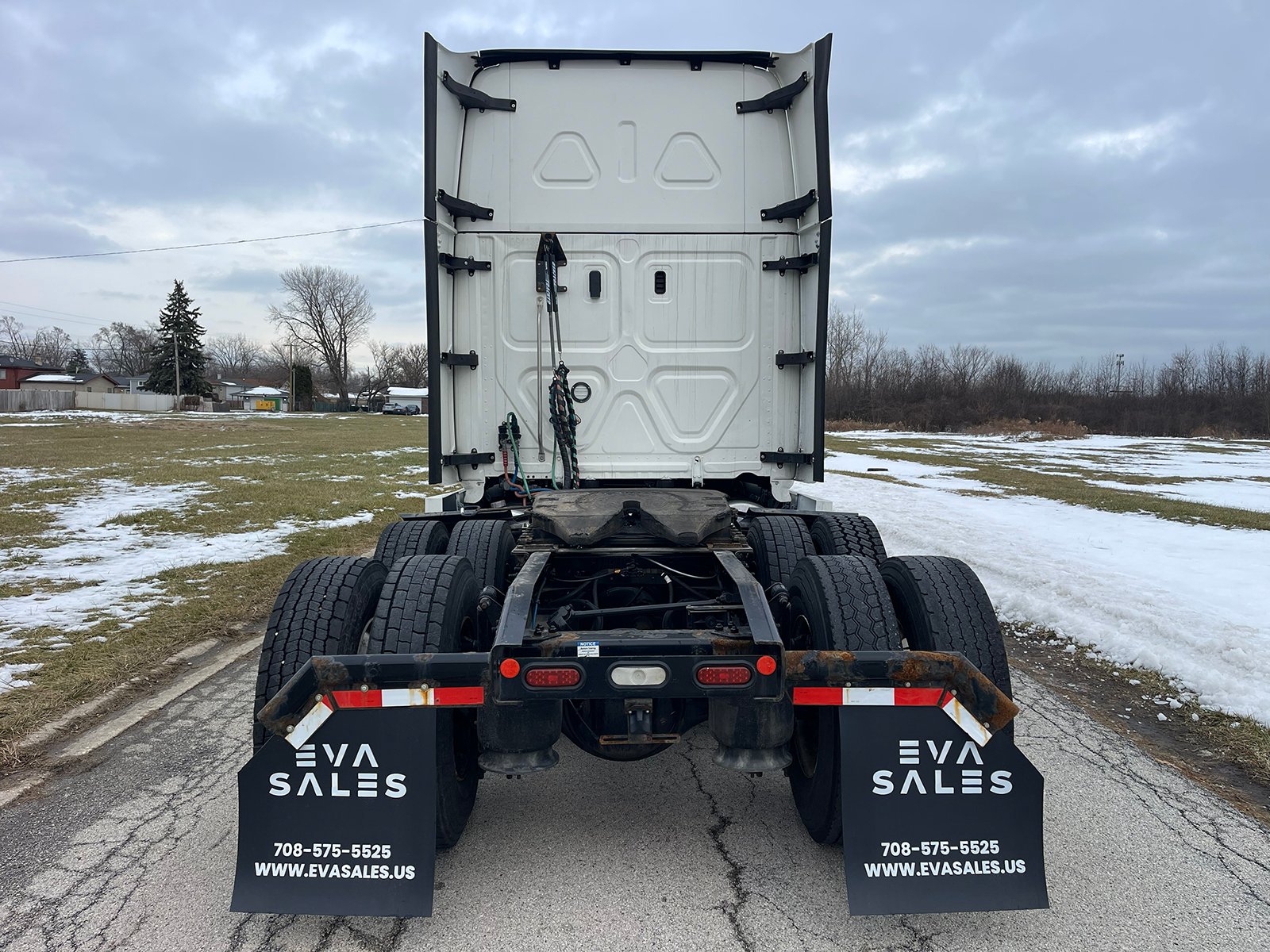 
								2022 Freightliner Cascadia 126 full									