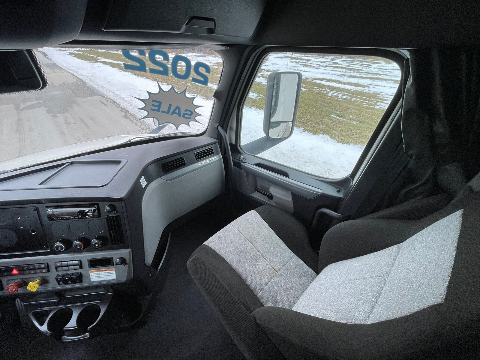 
								2022 Freightliner Cascadia 126 full									