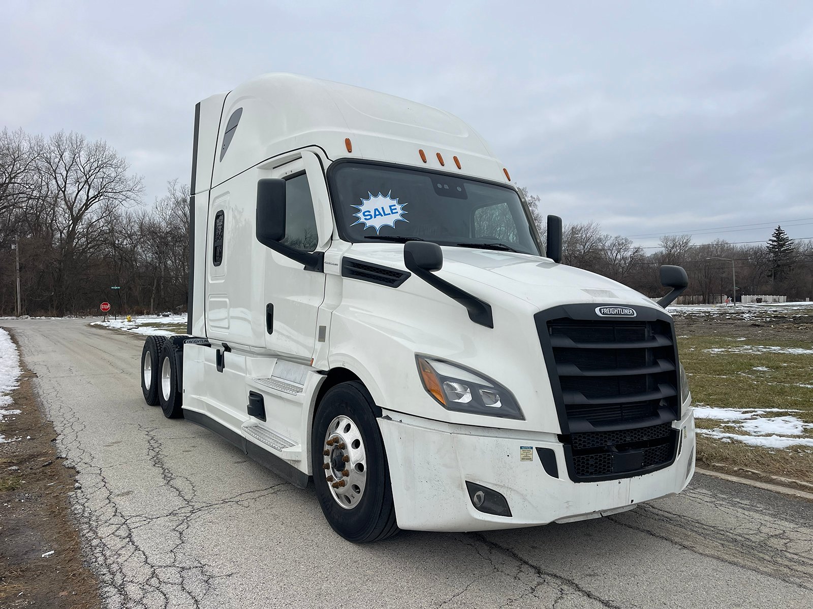 
								2022 Freightliner Cascadia 126 full									