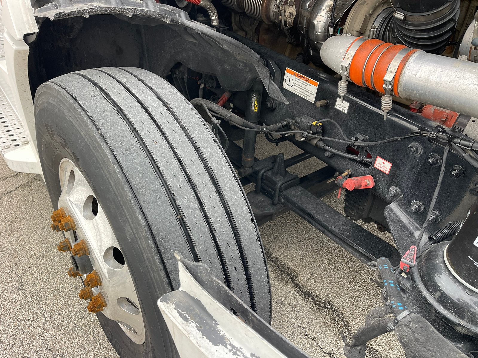 
								2022 Freightliner Cascadia 126 full									