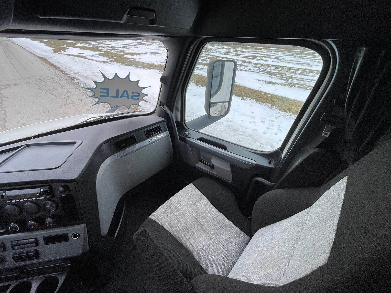 
								2022 Freightliner Cascadia 126 full									