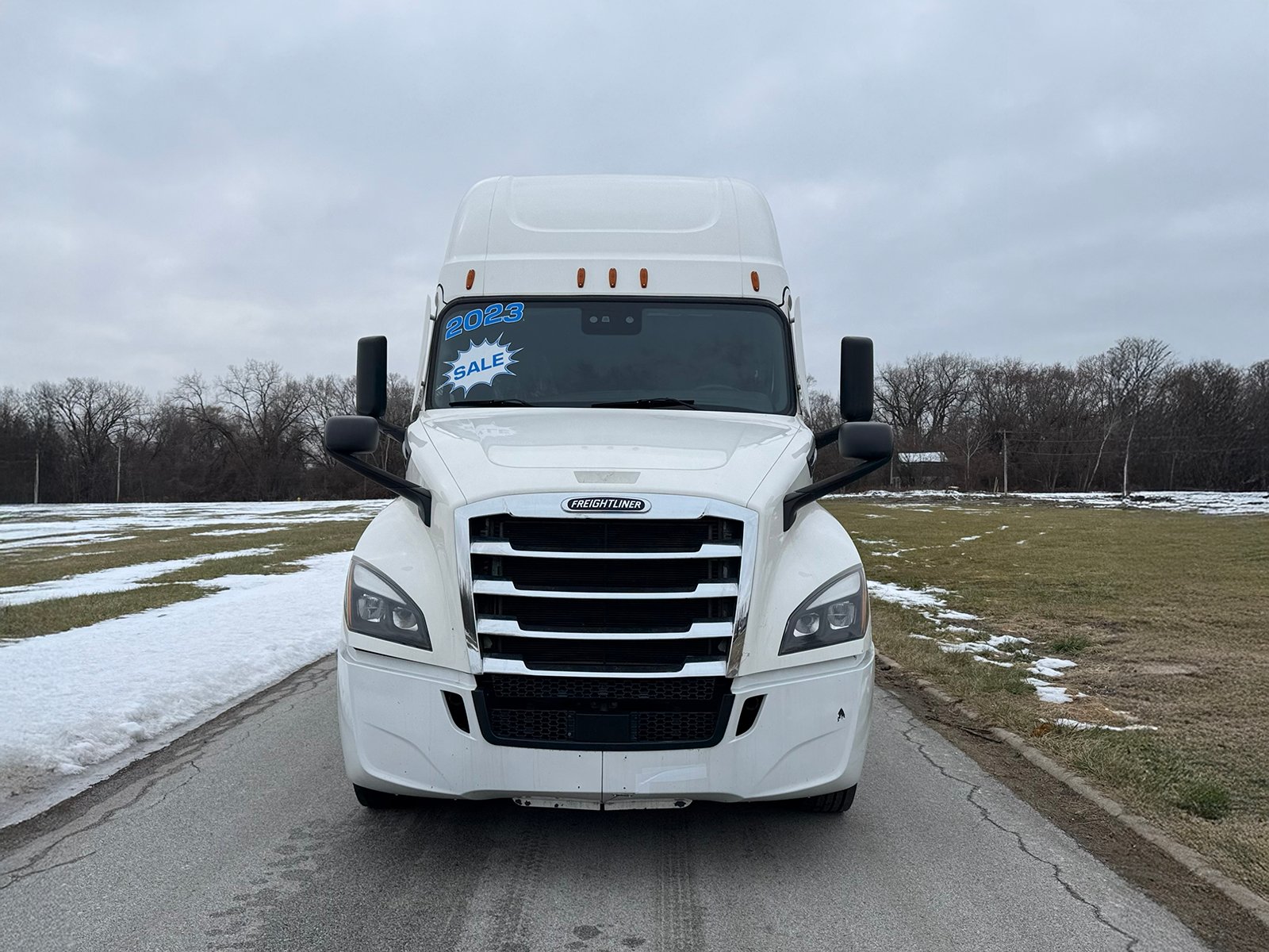 
								2023 Freightliner Cascadia 126 full									