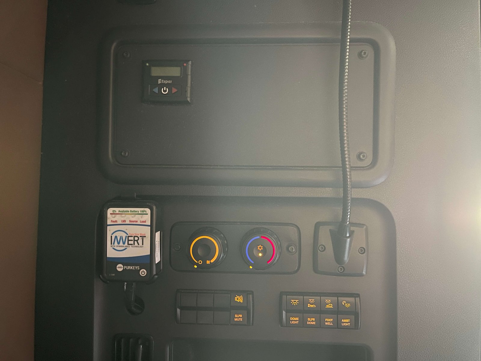 
								2021 Freightliner Cascadia full									