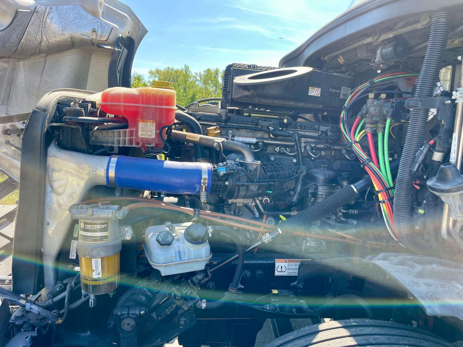 
								2022 Freightliner Cascadia full									