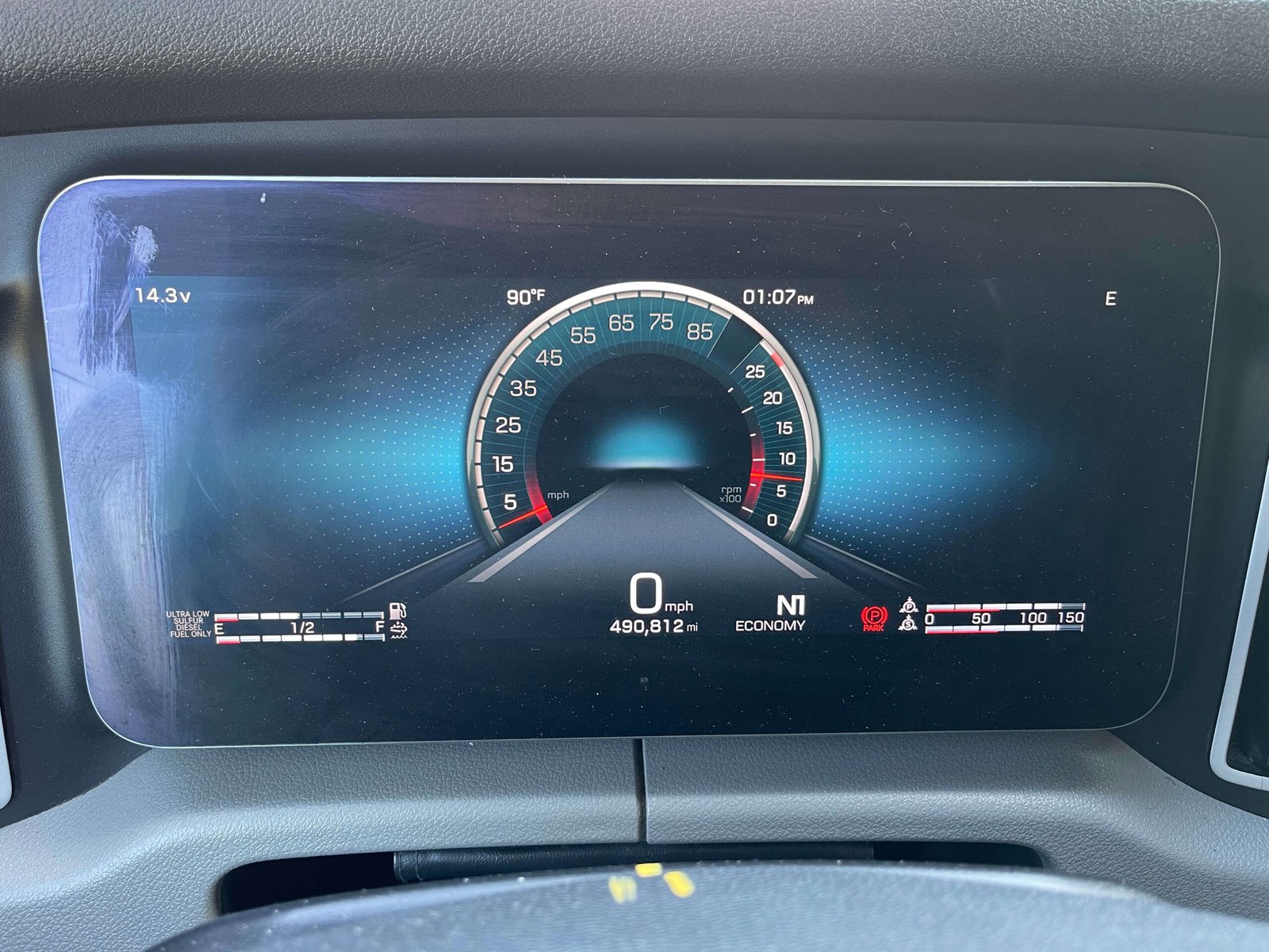
								2022 Freightliner Cascadia full									