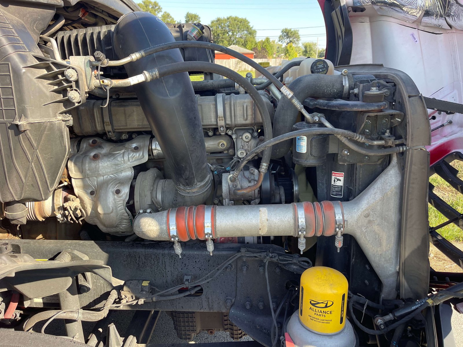 
								2021 Freightliner Cascadia 126 full									