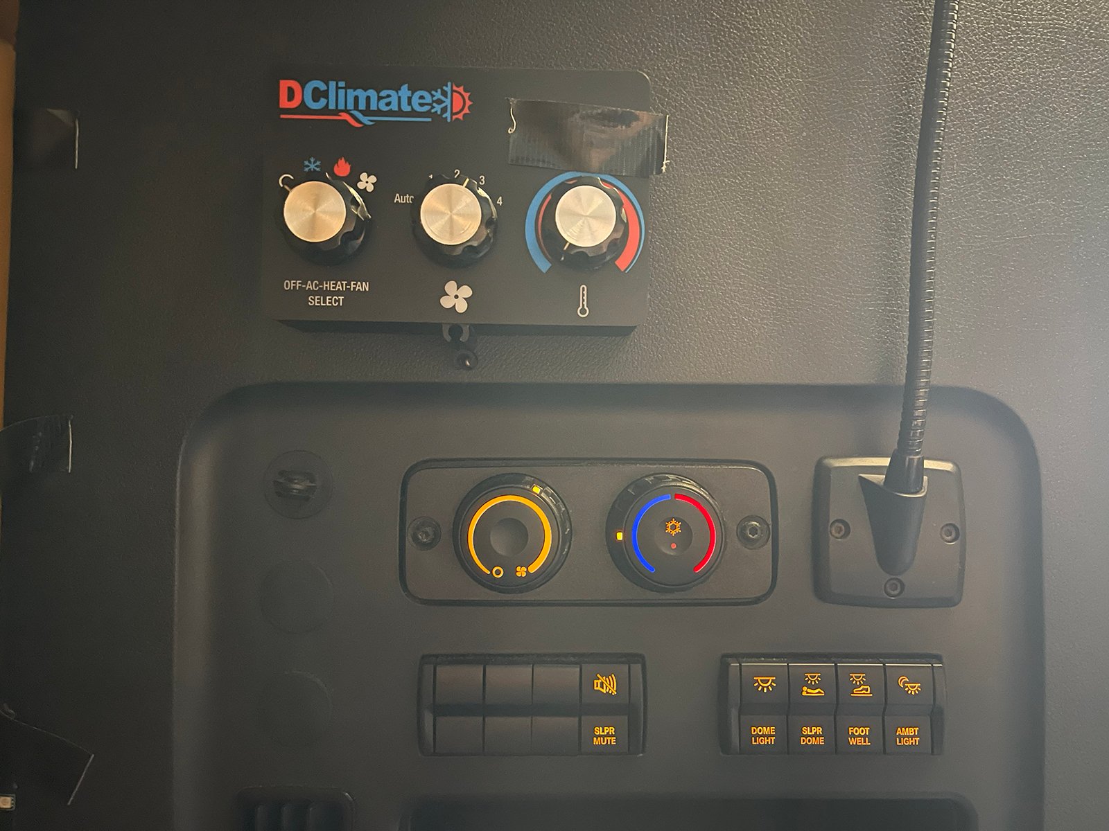 
								2021 Freightliner Cascadia full									