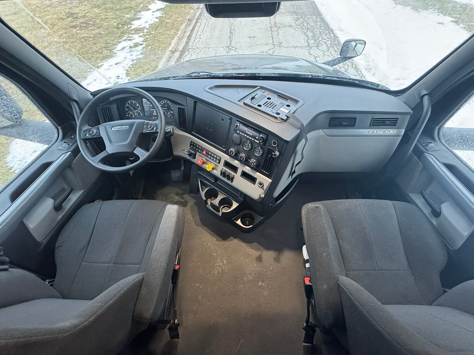 
								Freightliner Cascadia 2022 full									