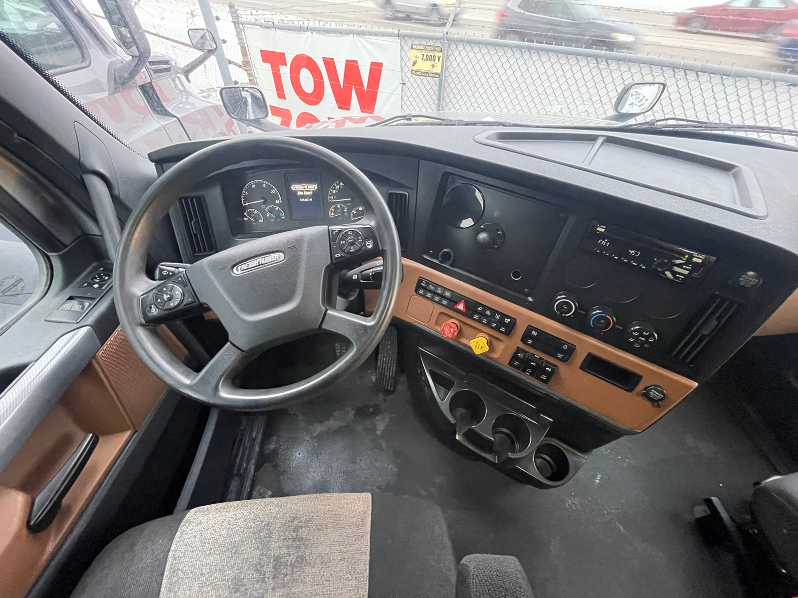 
								Freightliner Cascadia 2022 full									