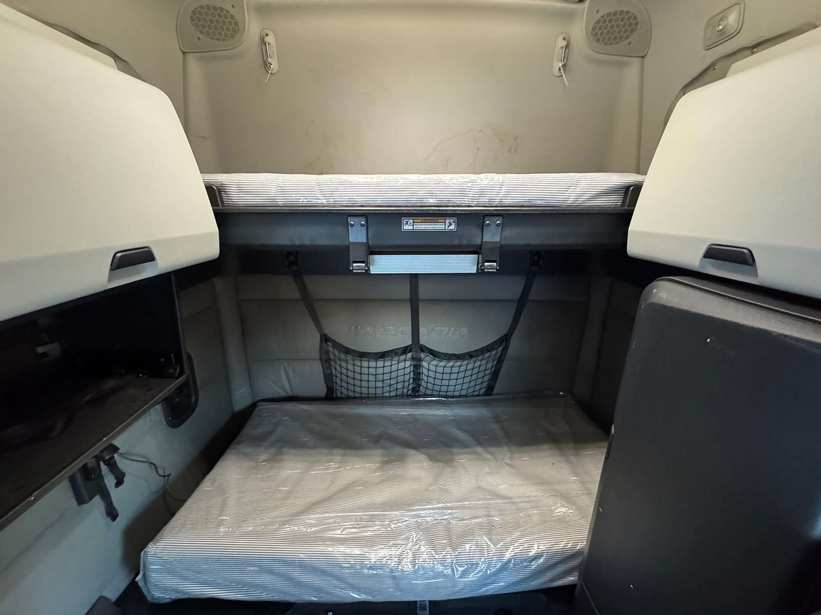 
								Freightliner Cascadia 2022 full									