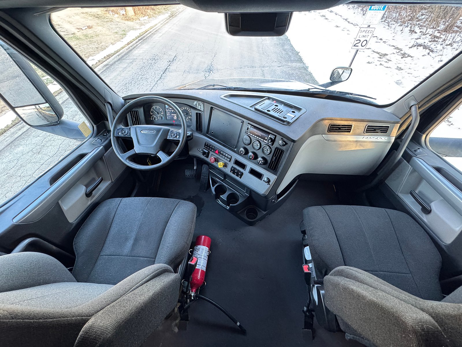 
								Freightliner Cascadia 2022 full									