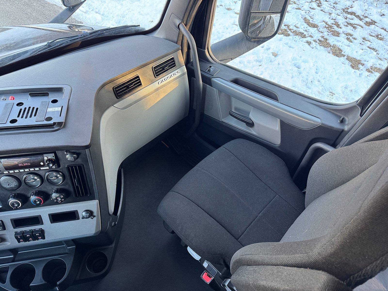 
								Freightliner Cascadia 2022 full									