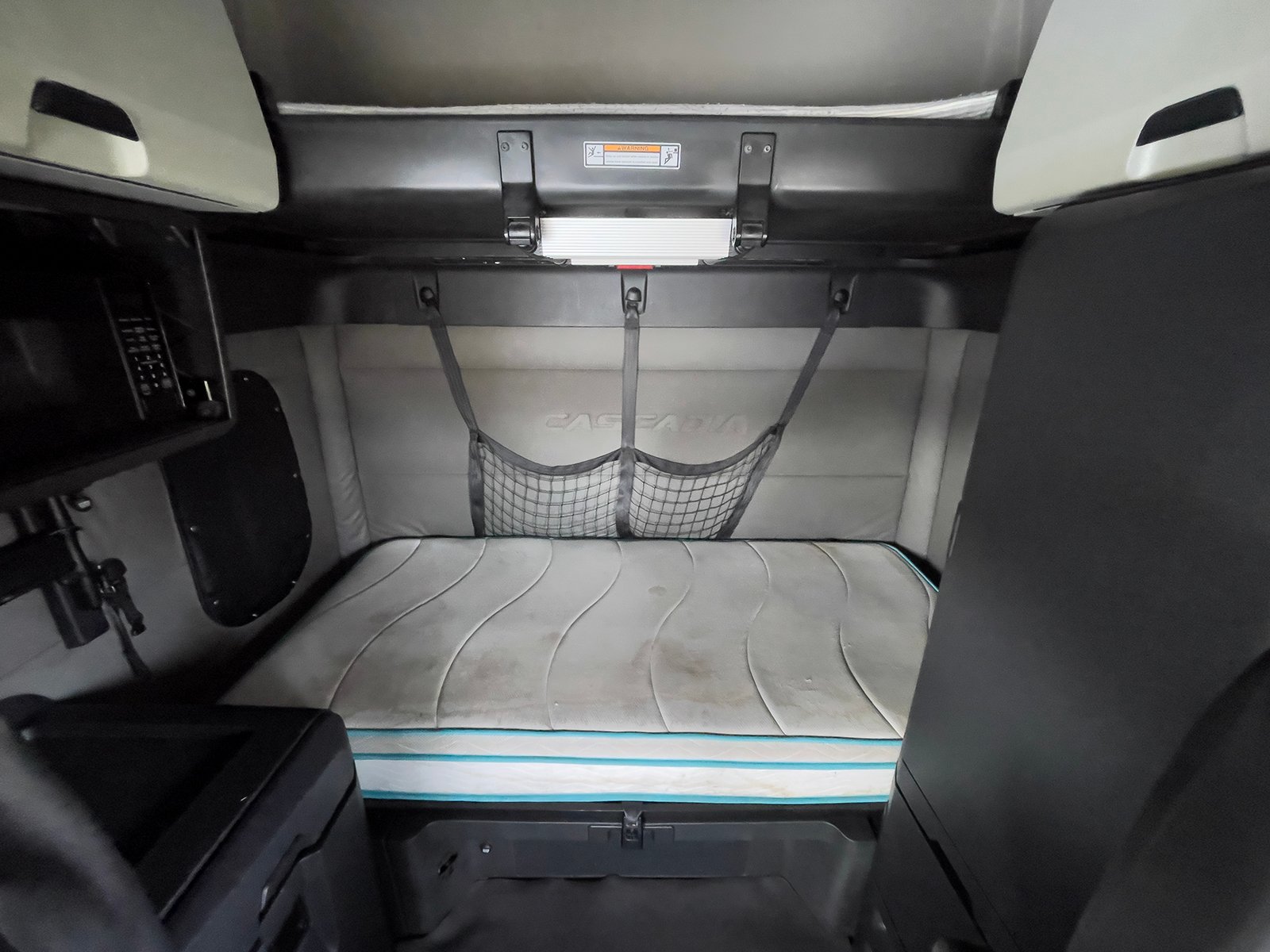 
								Freightliner Cascadia 2020 full									