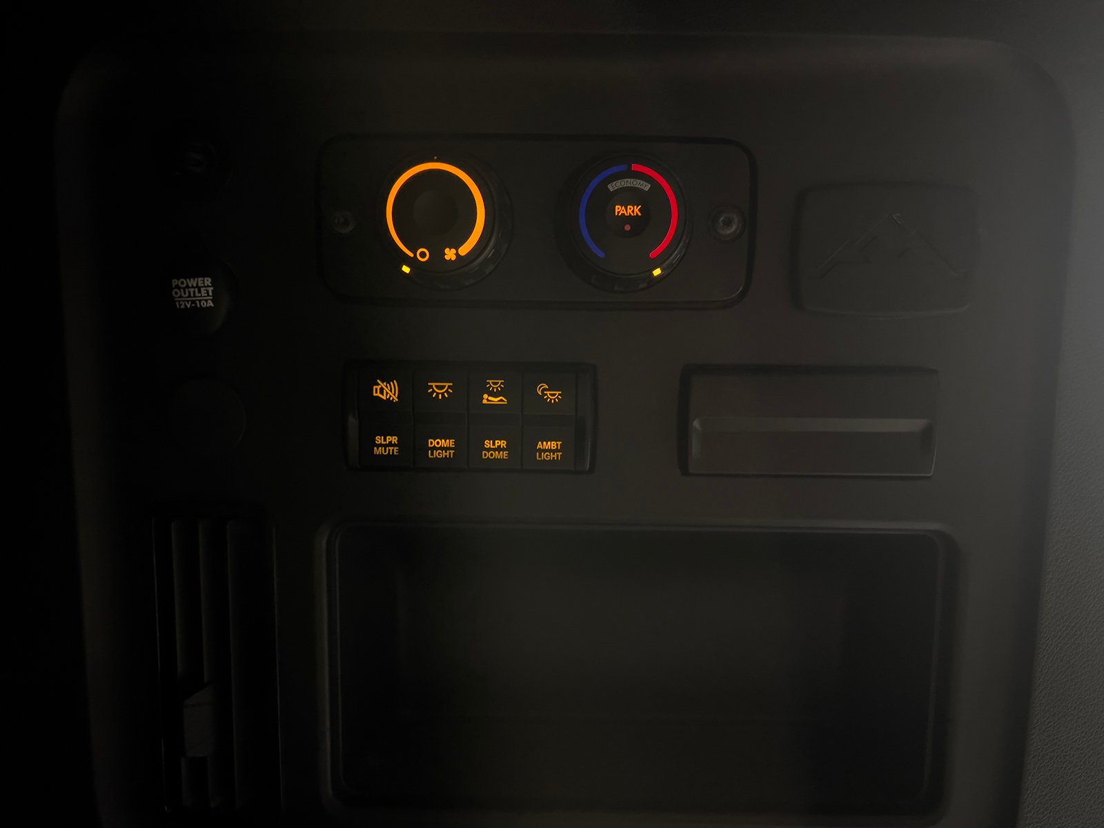 
								Freightliner Cascadia 2020 full									