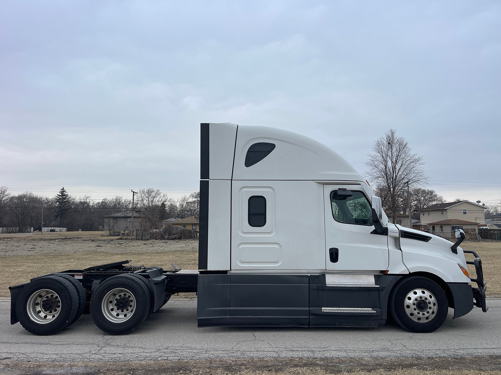 
								Freightliner Cascadia 2022 full									