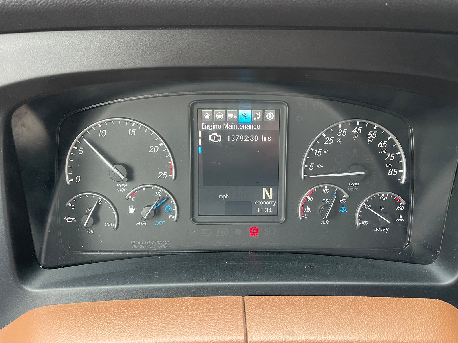 
								Freightliner Cascadia 2022 full									