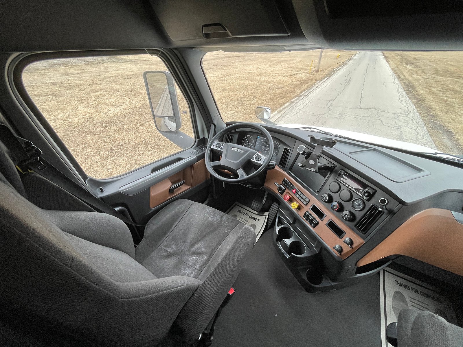 
								Freightliner Cascadia 2022 full									