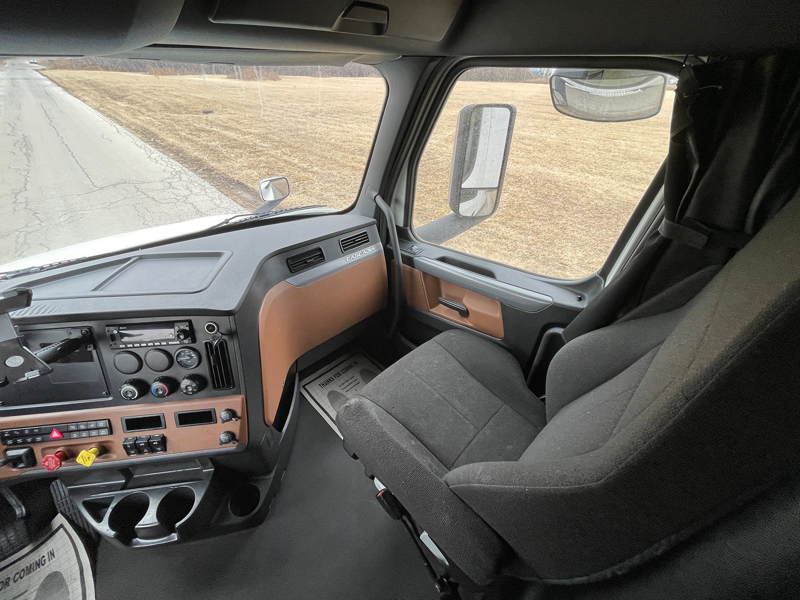 
								Freightliner Cascadia 2022 full									