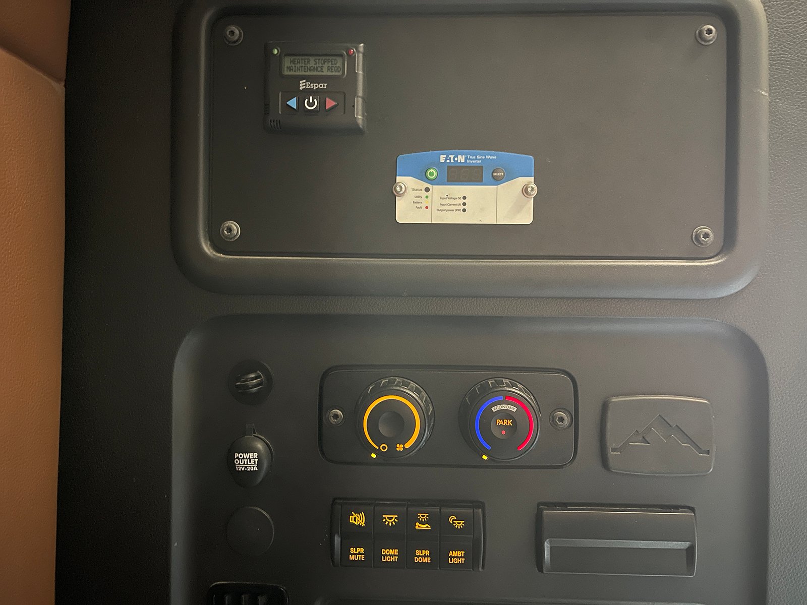 
								Freightliner Cascadia 2022 full									