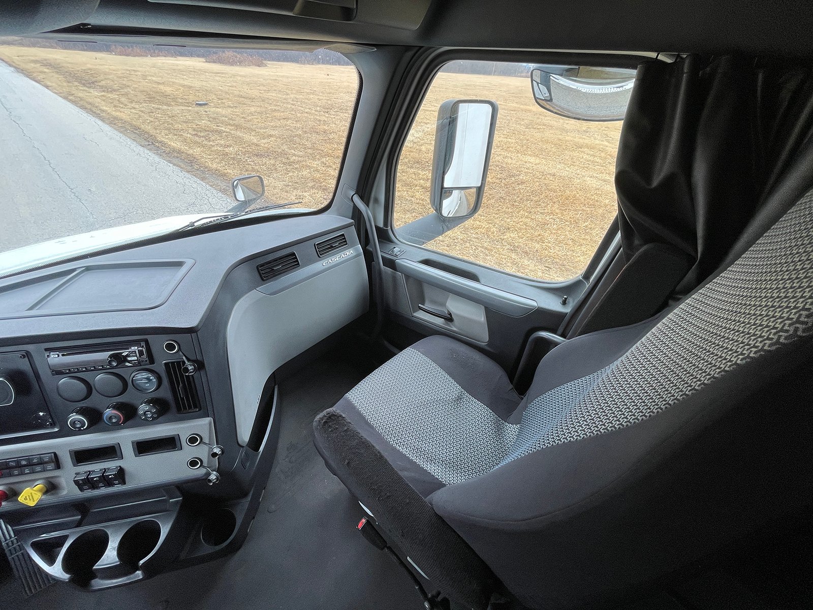 
								Freightliner Cascadia 2020 full									