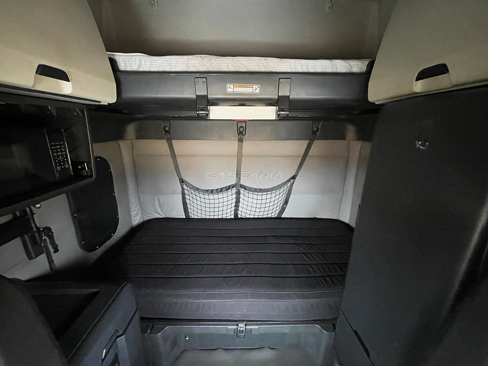 
								Freightliner Cascadia 2020 full									