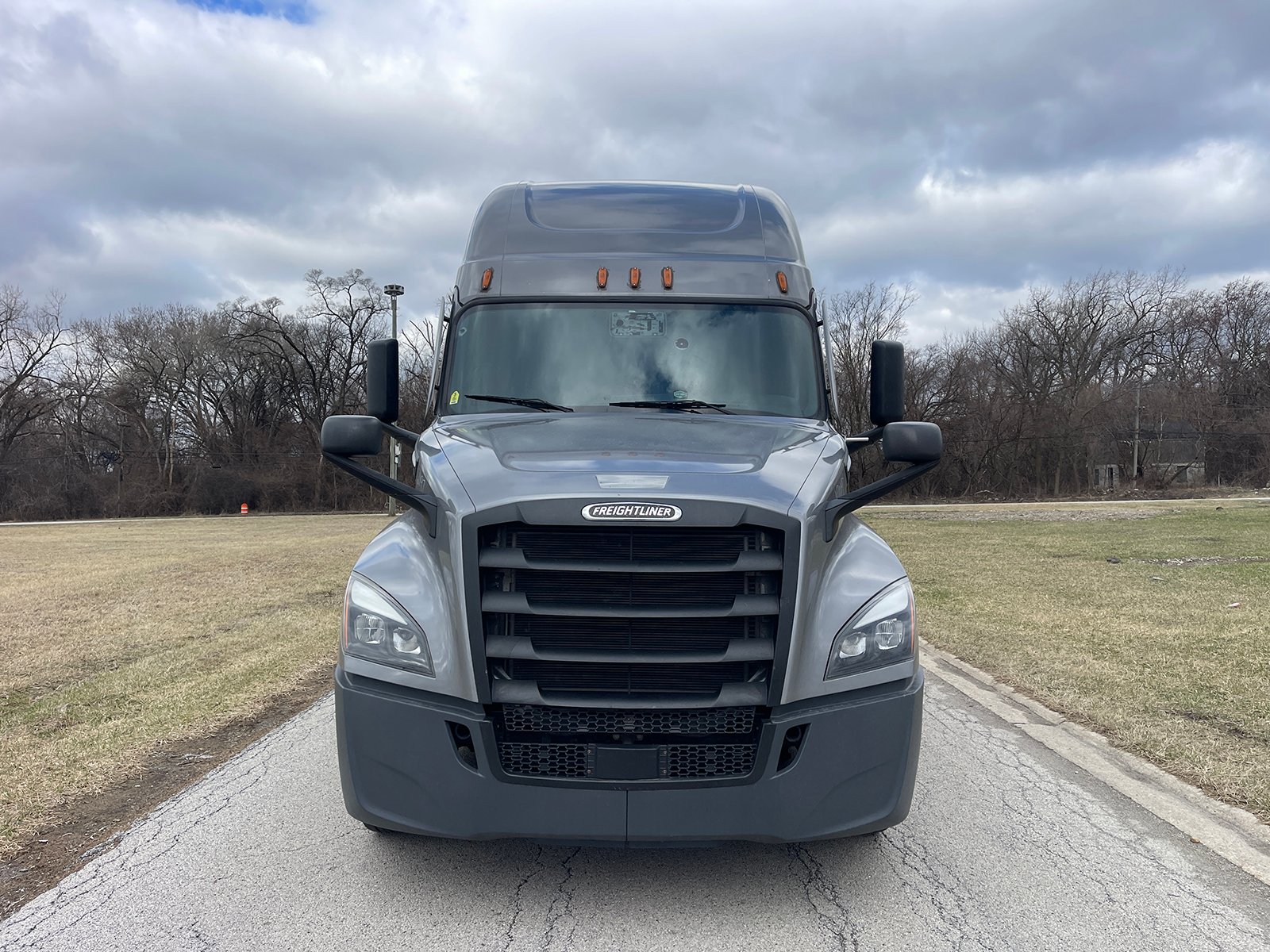 
								Freightliner Cascadia 2022 full									