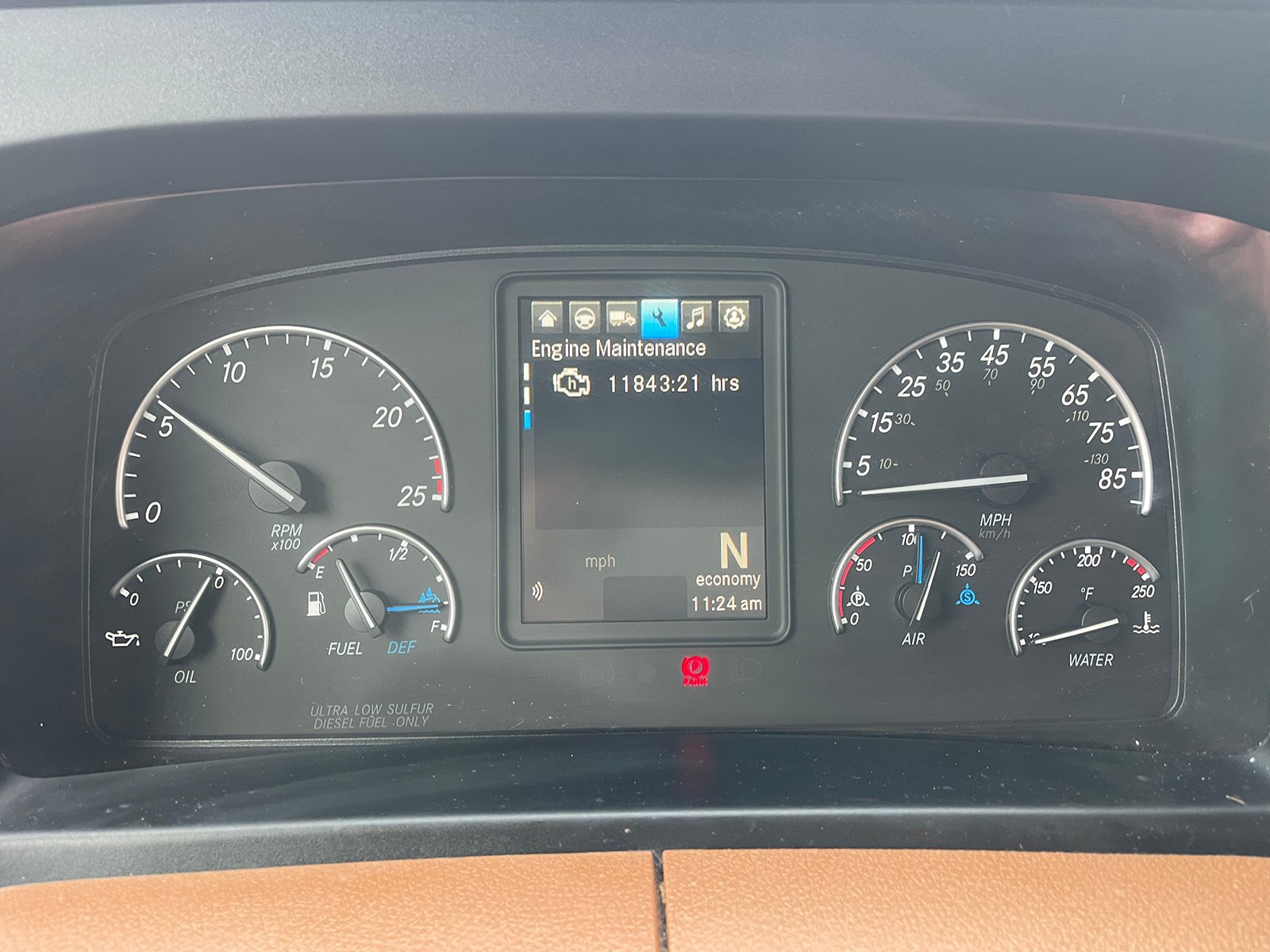 
								Freightliner Cascadia 2022 full									