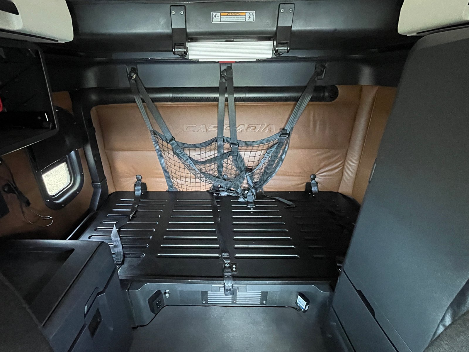 
								Freightliner Cascadia 2022 full									