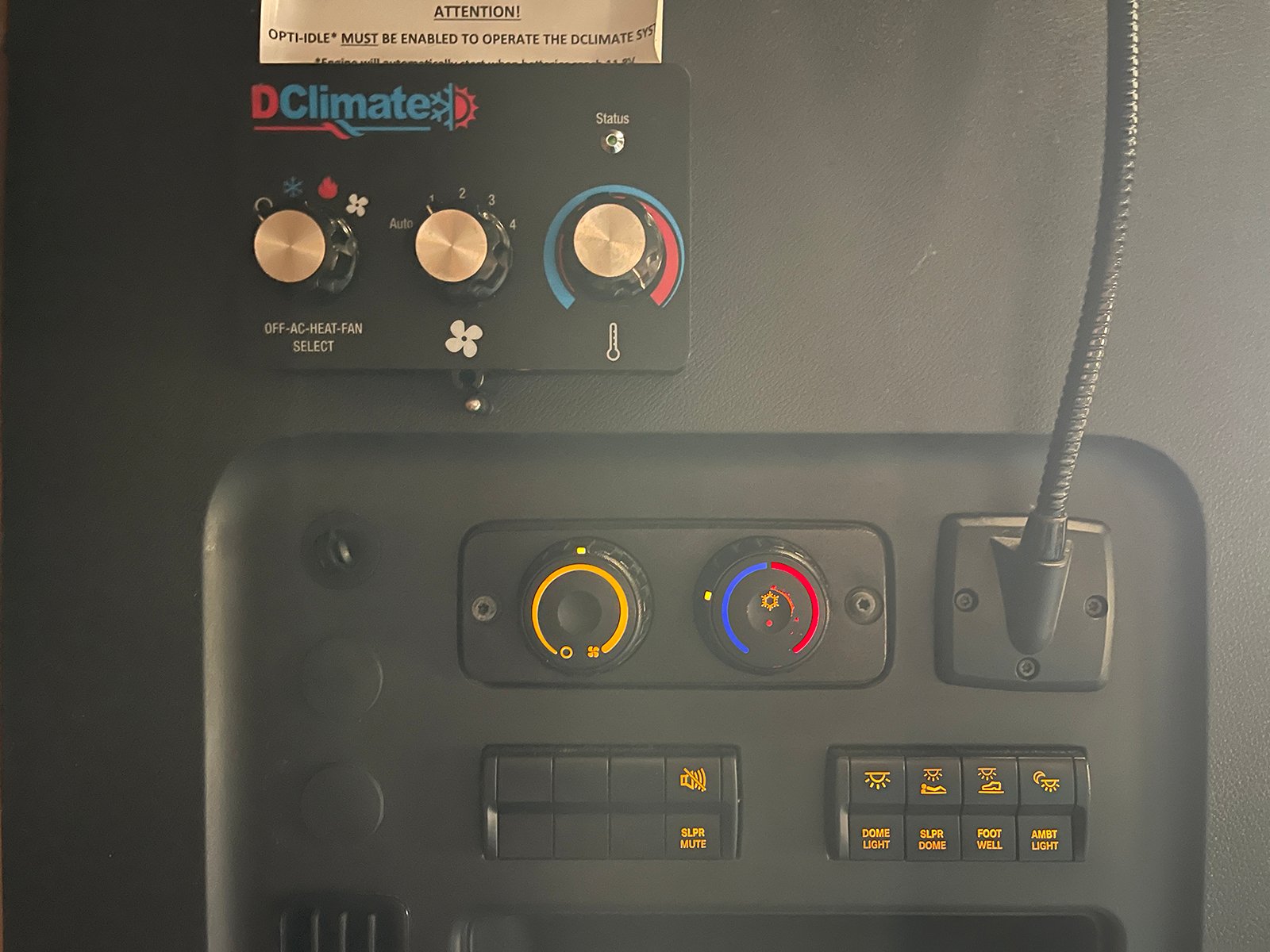 
								Freightliner Cascadia 2022 full									