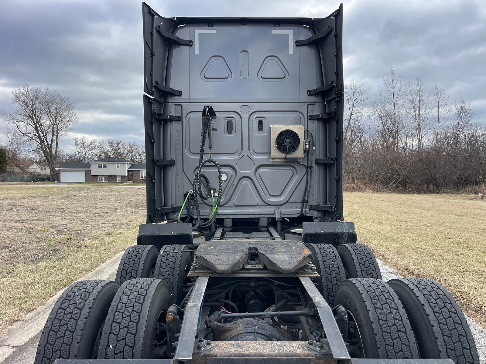 
								Freightliner Cascadia 2022 full									