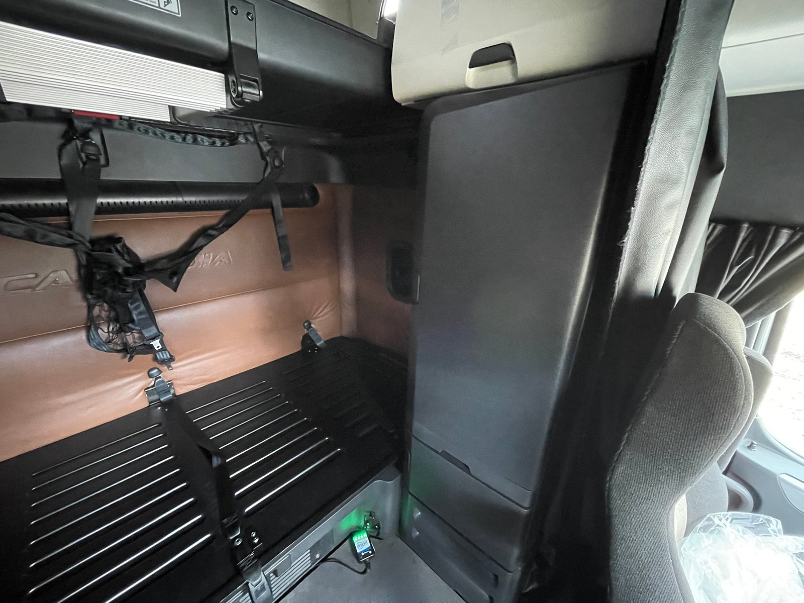 
								Freightliner Cascadia 2022 full									