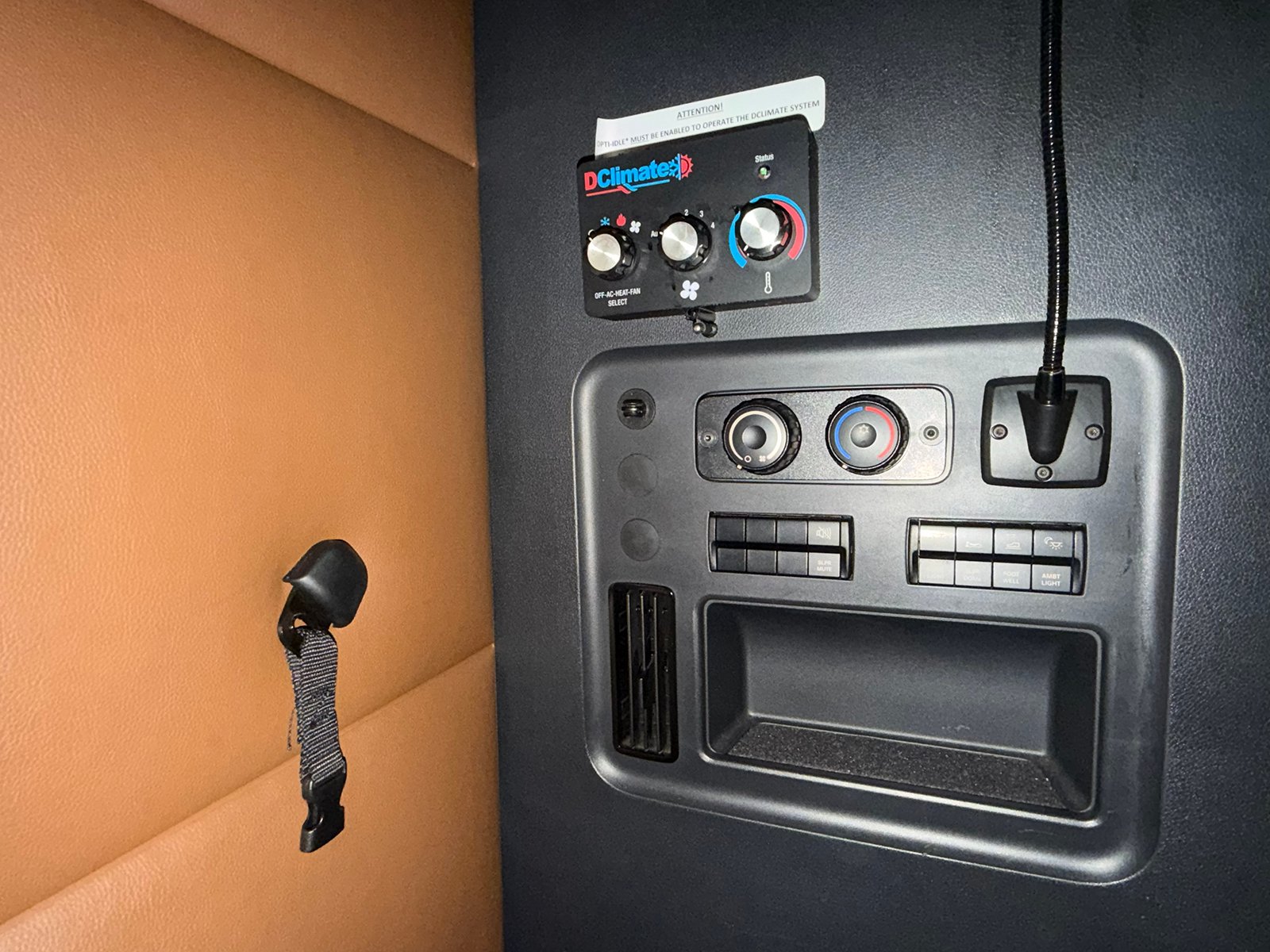 
								Freightliner Cascadia 2022 full									