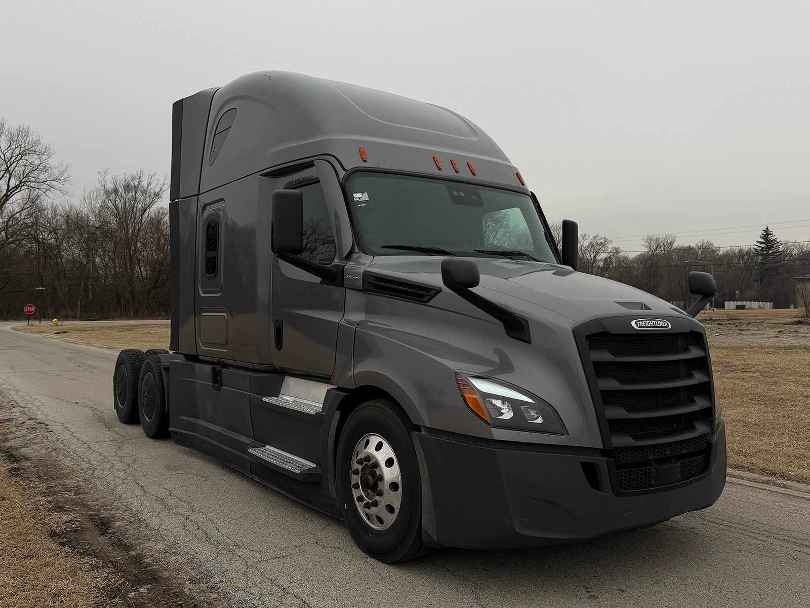 
								Freightliner Cascadia 2022 full									