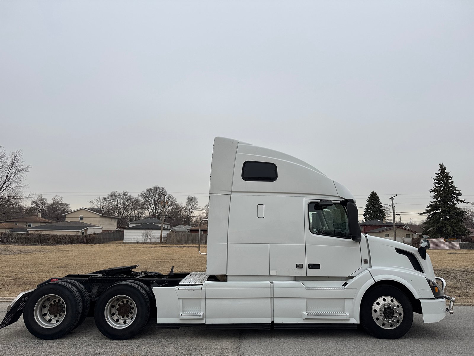 
								VOLVO VNL670 2018 full									